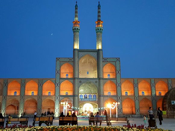 هتل فرهنگ یزد | میدان امیرچقماق